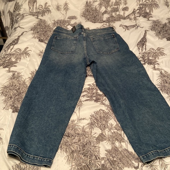 Banana Republic wide leg jeans ๐ - Picture 12 of 16
